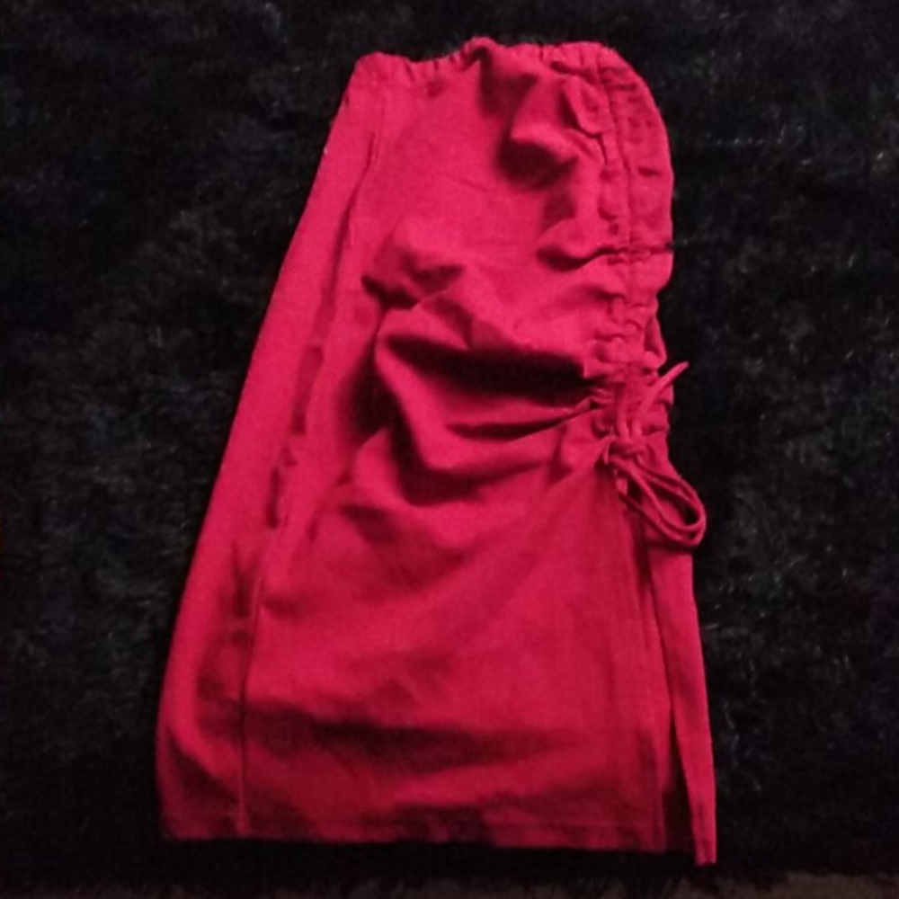 Pencil skirt